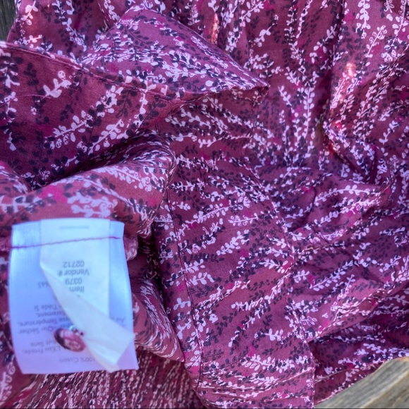 5/$20 Eddie Bauer Pink/maroon floral sleeveless top sz M - Picture 7 of 10